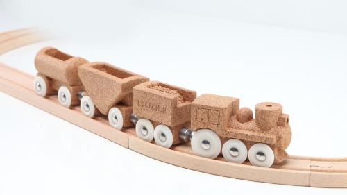LUCACHOO - Paintable Cork Trains
