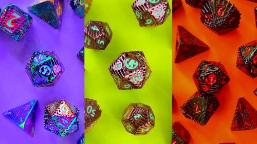 Serpentine Dice by Polyhydra