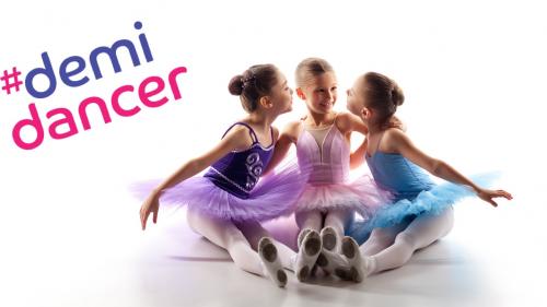#demiDancer: An Adorable Dexterity, Sequencing Card Game