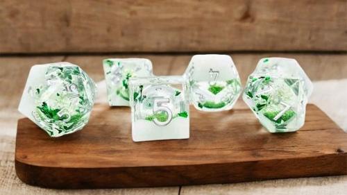 Vynx: Luminara Flow Resin Dice