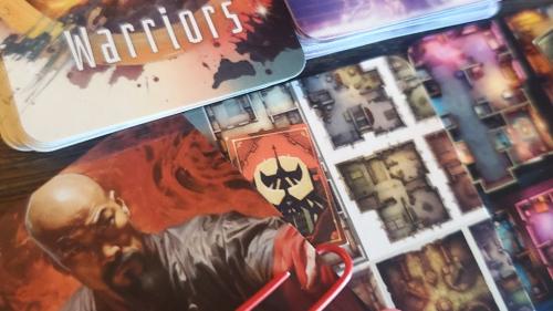Paper Clip Warriors: Language-Independent Battle Card Game